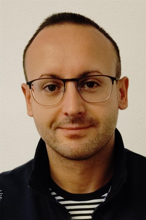 Porträtfoto eines Mannes